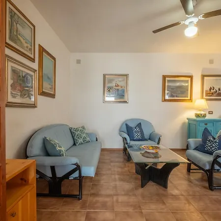 Incantevole A 15 Mt Dal Magico Mare Sardo Casa vacanze Carloforte (Isola di San Pietro)